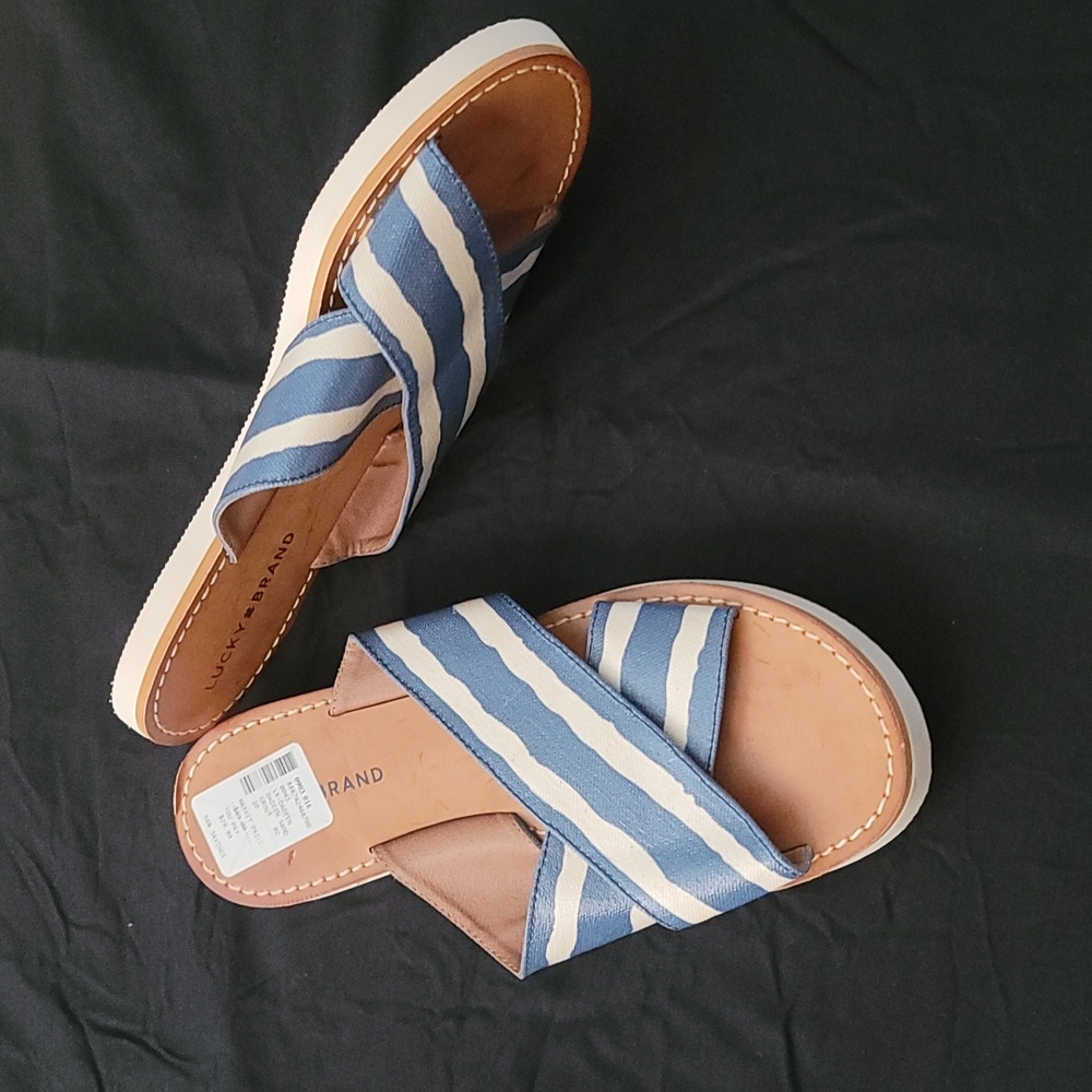 Lucky Brand Dadeen Sand Sandals LIKE NEW!!